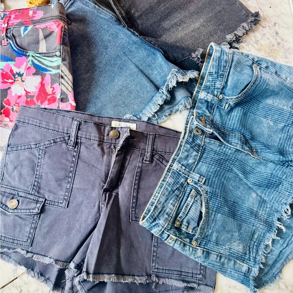 Jean Shorts Collection Bundle - Picture 3 of 7